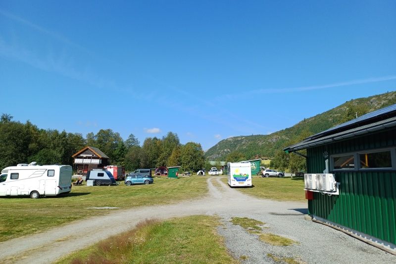 Hemsedal Fjellcamp kampeerplaatsen en sanitair